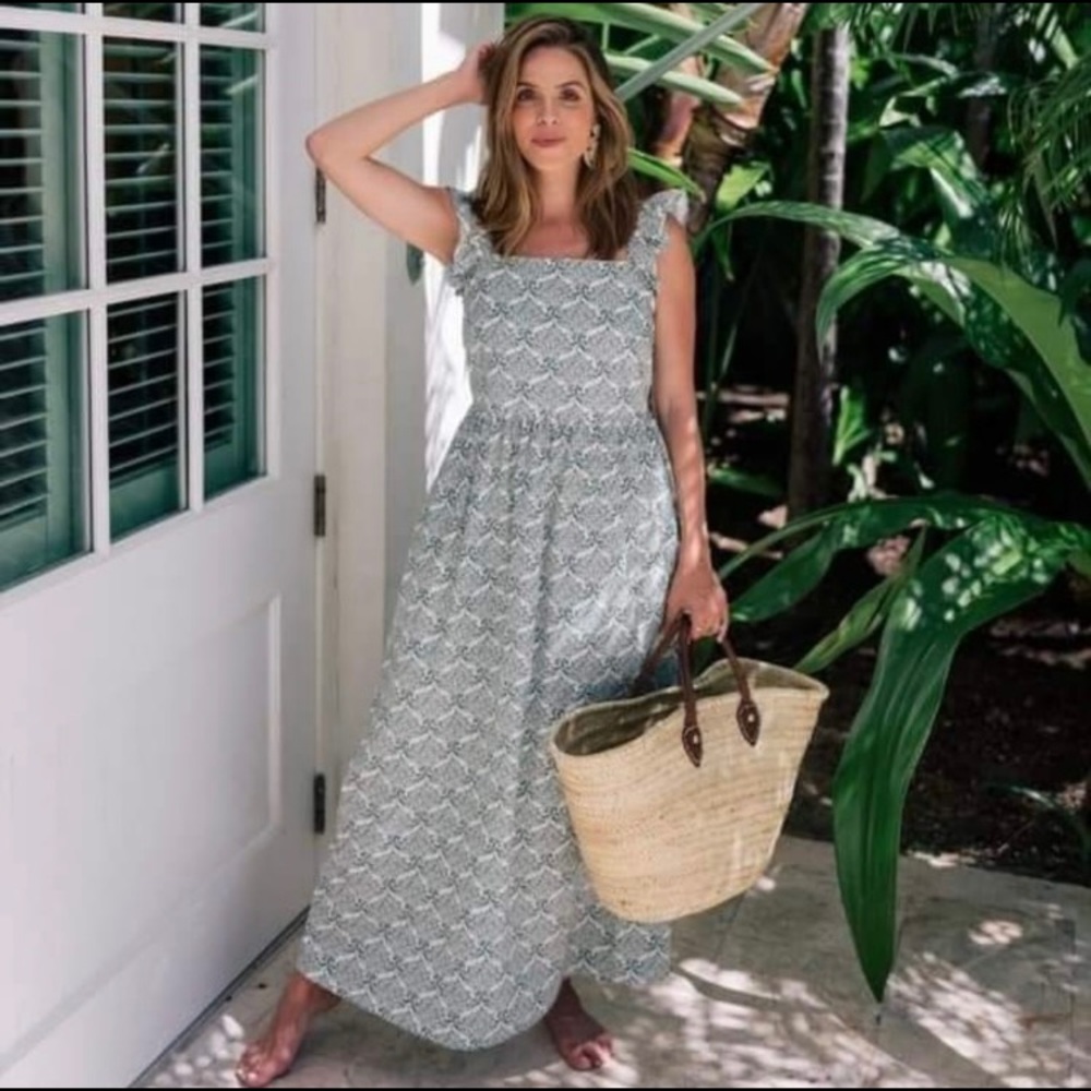 Gal Meets Glam Dress